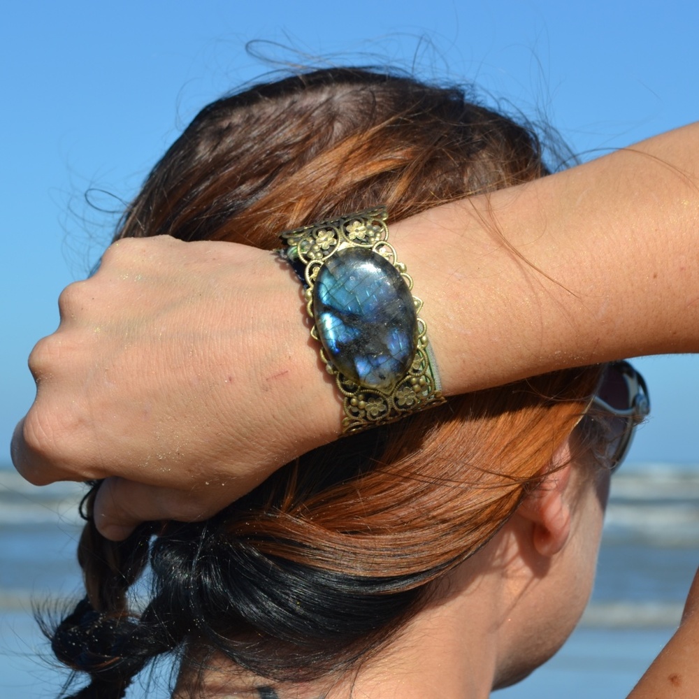 TVD Labradorite Wide Cuff Bracelet